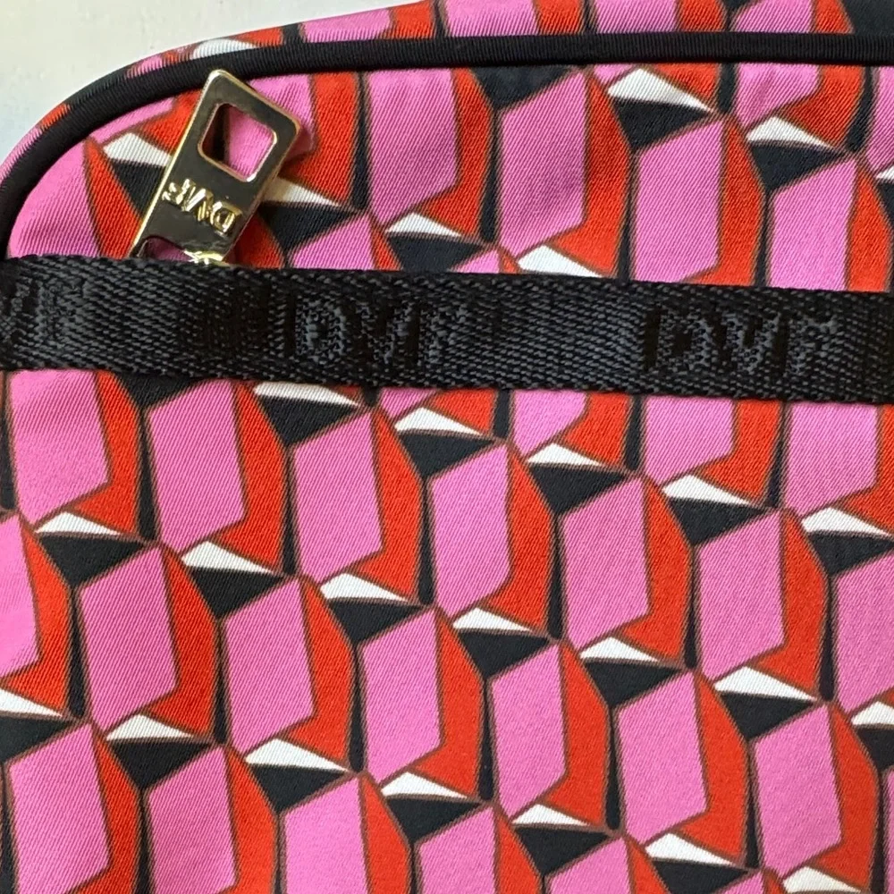 Diane von Fürstenberg x Target Geometric Crossbody Bag Pink Red Black Cube Print